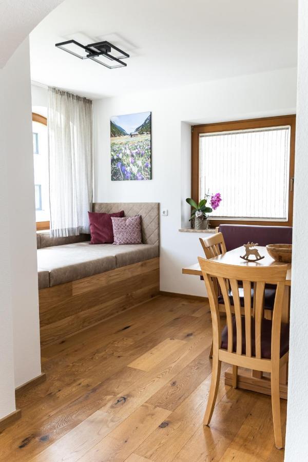 Monika Apartment *
